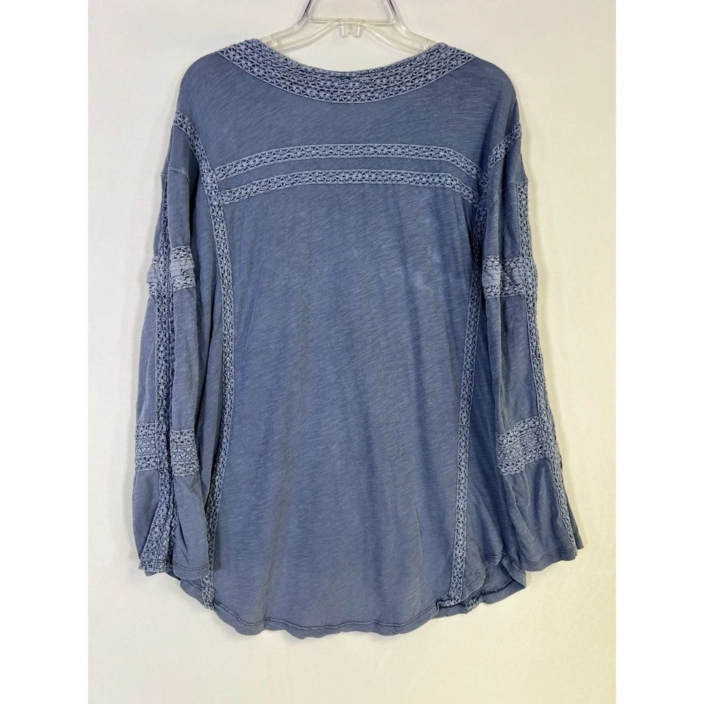 Women FREE PEOPLE Crochet Long Sleeve Top In Pacific Coast Small Blue